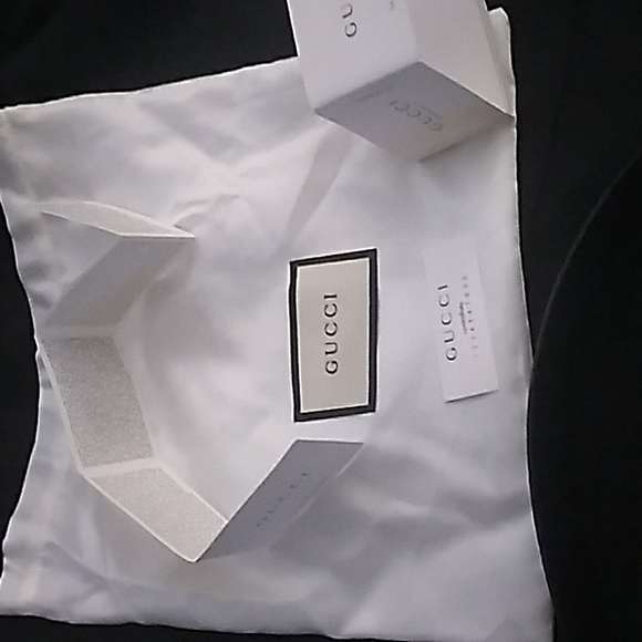 Authentic Gucci belt - Picture 7 of 7